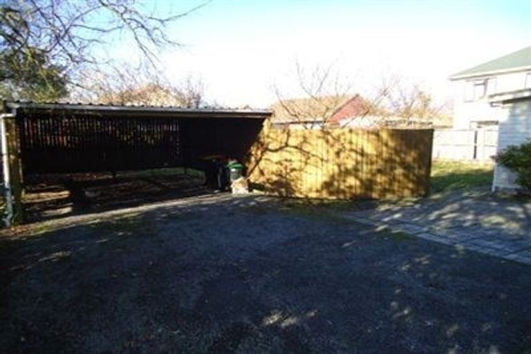 Photo of property in 24 Field Terrace, Upper Riccarton, Christchurch, 8041