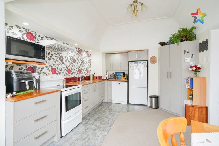 Photo of property in 694 Tweed Street, Newfield, Invercargill, 9812