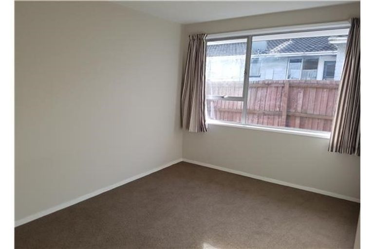 Photo of property in 2/93 Springfield Road, St Albans, Christchurch, 8014