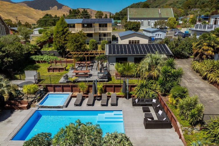 Photo of property in 50 Main Rd Havelock, Havelock, 7100