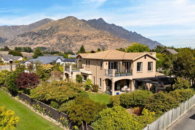 Photo of property in 17 Portree Drive, Lower Shotover, Queenstown, 9371