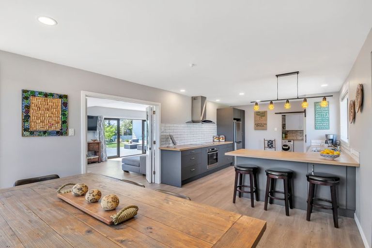 Photo of property in 89 High Street, Oxford, 7430