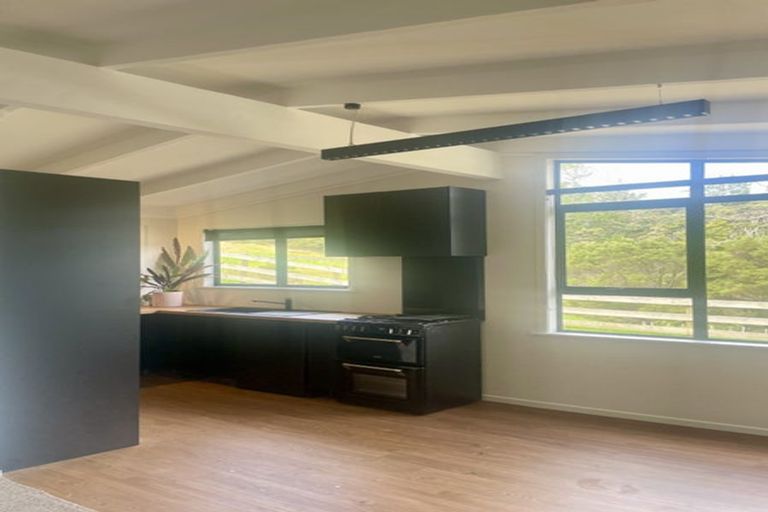 Photo of property in 36 Abel Road, Helensville, Kaukapakapa, 0871