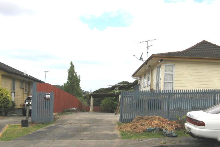 Photo of property in 73 Lynn Road, Bayview, Auckland, 0629