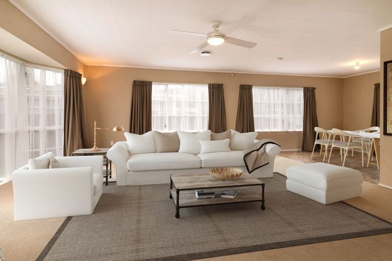 Photo of property in 5 Amber Place, Pukehangi, Rotorua, 3015