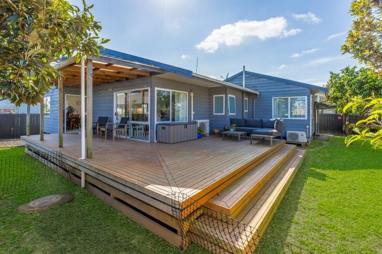 Photo of property in 2/172 Motatau Road, Papatoetoe, Auckland, 2025