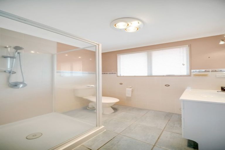 Photo of property in 1/39 Marriott Road, Pakuranga, Auckland, 2010