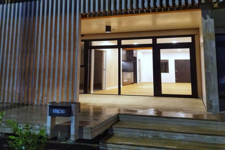 Photo of property in 3/167 Hobsonville Point Road, Hobsonville, Auckland, 0616