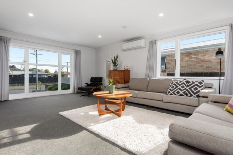 Photo of property in 17 Crane Street, Mount Maunganui, 3116