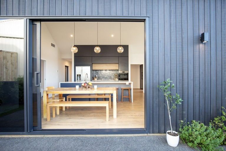 Photo of property in 18 Maataitai Road, Raglan, 3225