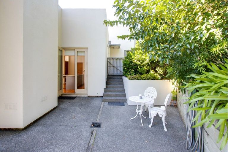 Photo of property in 2a Keirunga Road, Havelock North, 4130