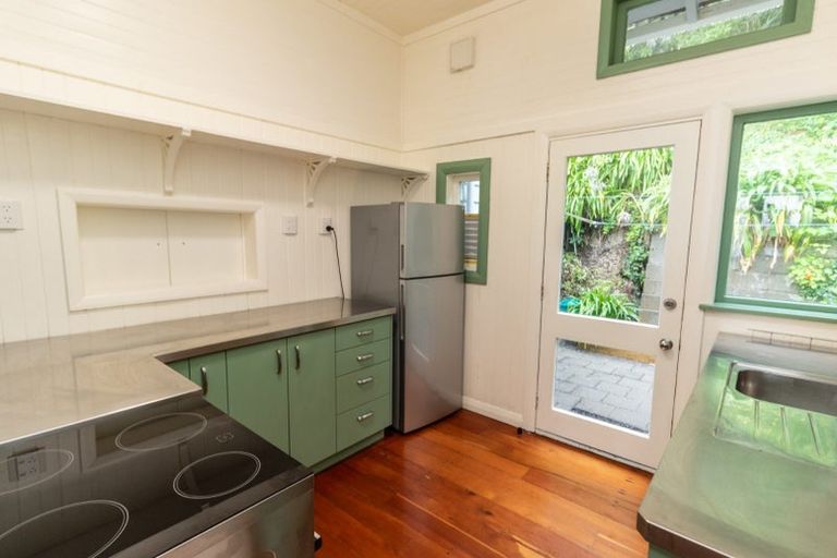 Photo of property in 163 Te Anau Road, Hataitai, Wellington, 6021