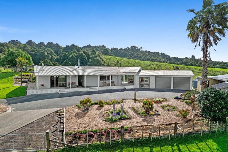 Photo of property in 269 Tomarata Valley Road, Wellsford, 0974