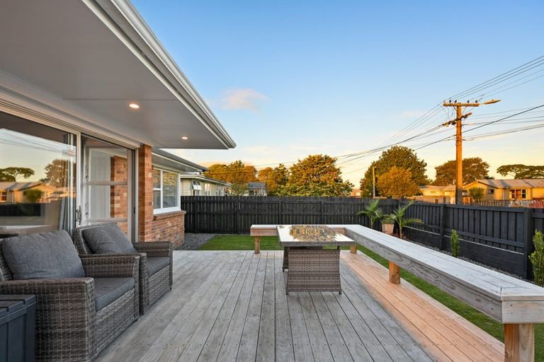 Photo of property in 36 Northolt Road, Fairview Downs, Hamilton, 3214