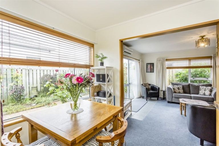 Photo of property in 84 Bay View Road, South Dunedin, Dunedin, 9012