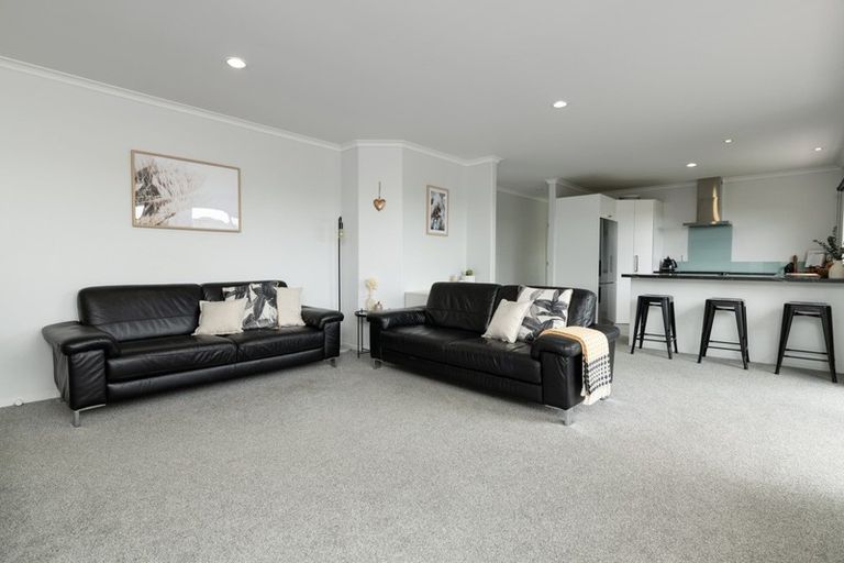 Photo of property in 10 Avon Rise, Welcome Bay, Tauranga, 3112