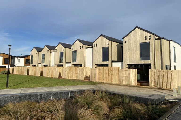 Photo of property in 1 Adzebill Court, Rototuna North, Hamilton, 3210