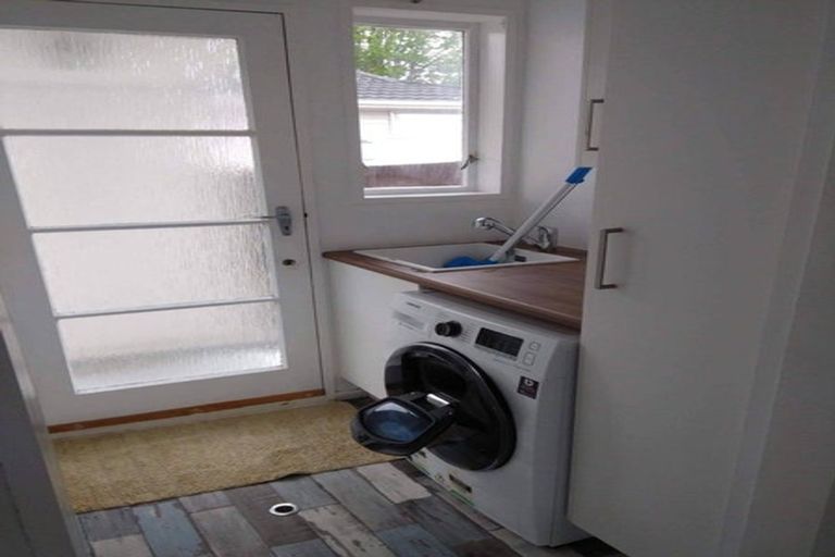 Photo of property in 15a Harvard Grove, Totara Park, Upper Hutt, 5018