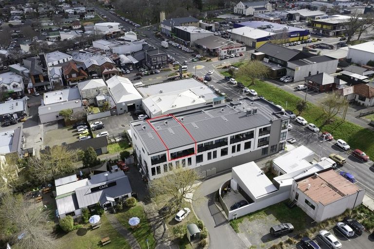 Photo of property in 204/86 Alpha Street, Cambridge, 3434