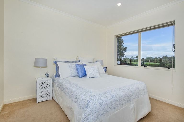 Photo of property in 14 Chatsfield Place, Te Kamo, Whangarei, 0112