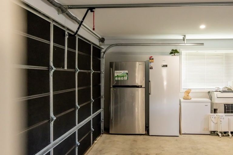Photo of property in 47 Atlantic Drive, Fitzherbert, Palmerston North, 4410