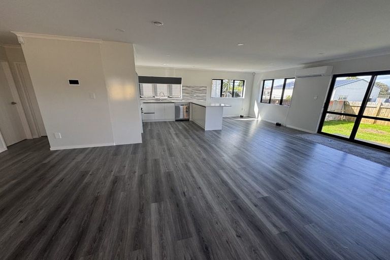 Photo of property in 54 Kirkbride Road, Mangere, Auckland, 2022