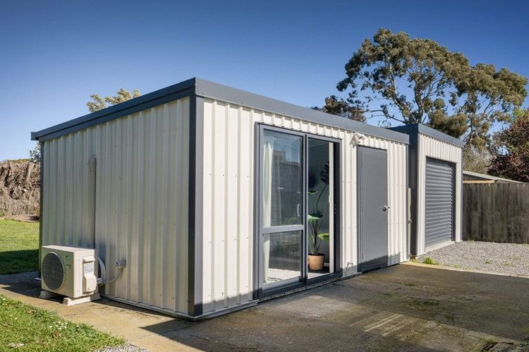 Photo of property in 10 Saint James Street, Southbridge, 7602