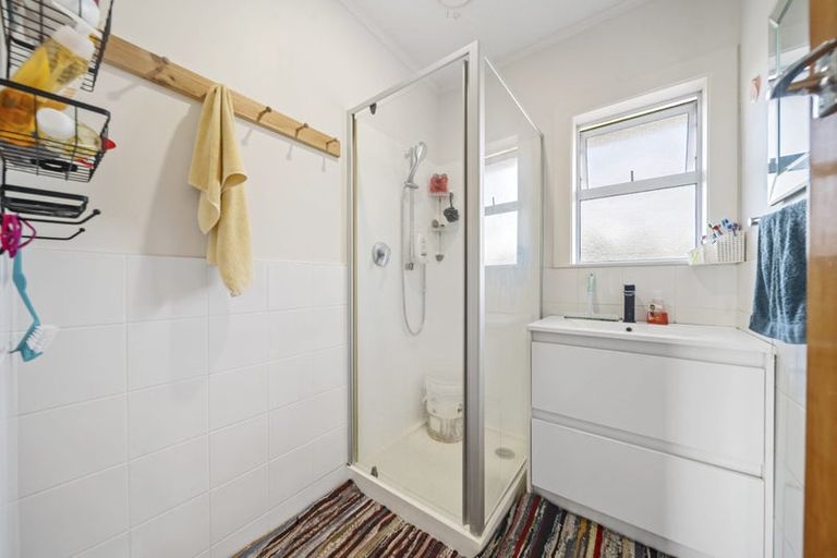 Photo of property in 29 Hallberry Road, Mangere East, Auckland, 2024