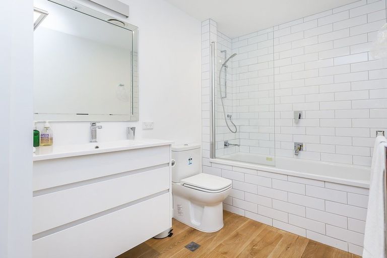 Photo of property in St Pauls Apartments, 112/43 Mulgrave Street, Thorndon, Wellington, 6011