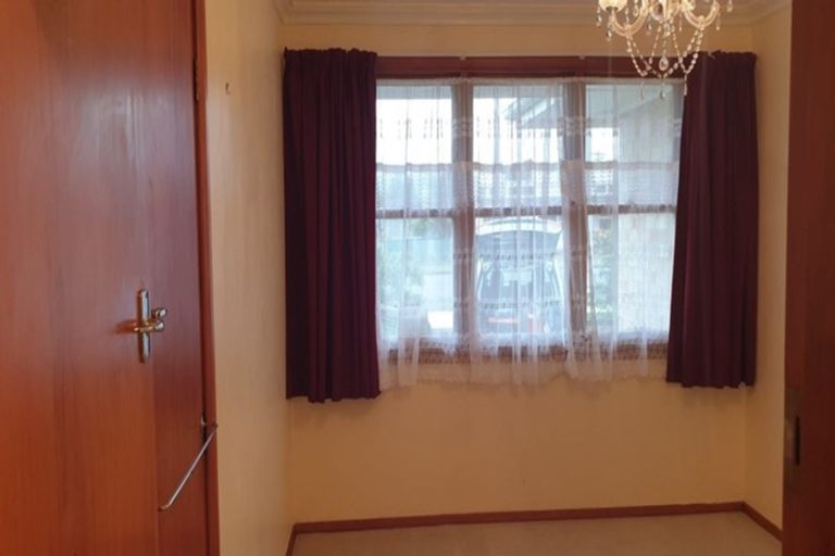 Photo of property in 8 Mabel Street, Levin, 5510