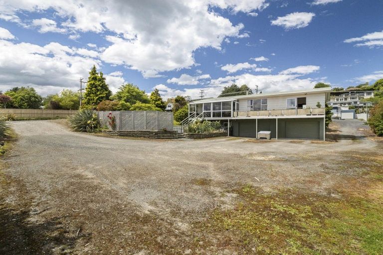 Photo of property in 35 Greenhithe Street, Waihola, Milton, 9073