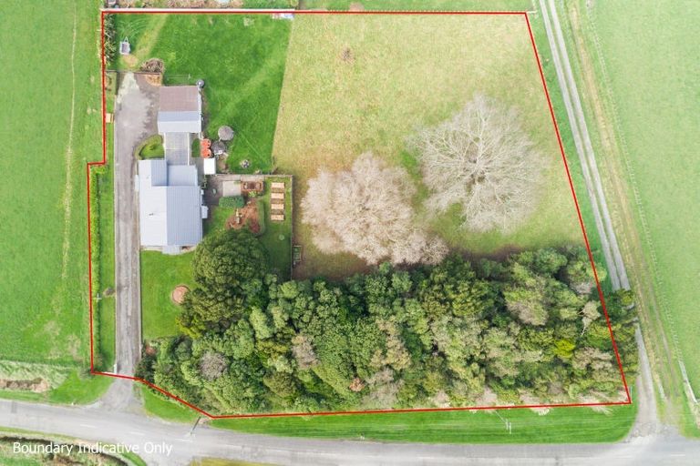 Photo of property in 169 Lockwood Road, Kairanga, Palmerston North, 4475