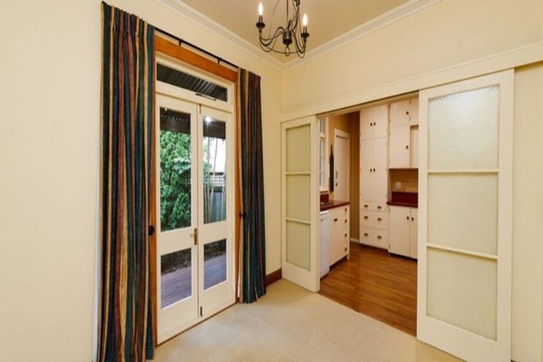 Photo of property in 21 Phoenix Avenue, Hokowhitu, Palmerston North, 4410