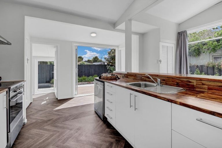 Photo of property in 1051 Colombo Street, St Albans, Christchurch, 8014