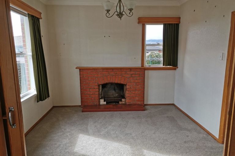 Photo of property in 70 Pine Avenue, Ebdentown, Upper Hutt, 5018