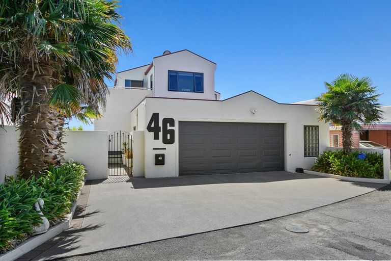 Photo of property in 46 Whiteley Street, Moturoa, New Plymouth, 4310