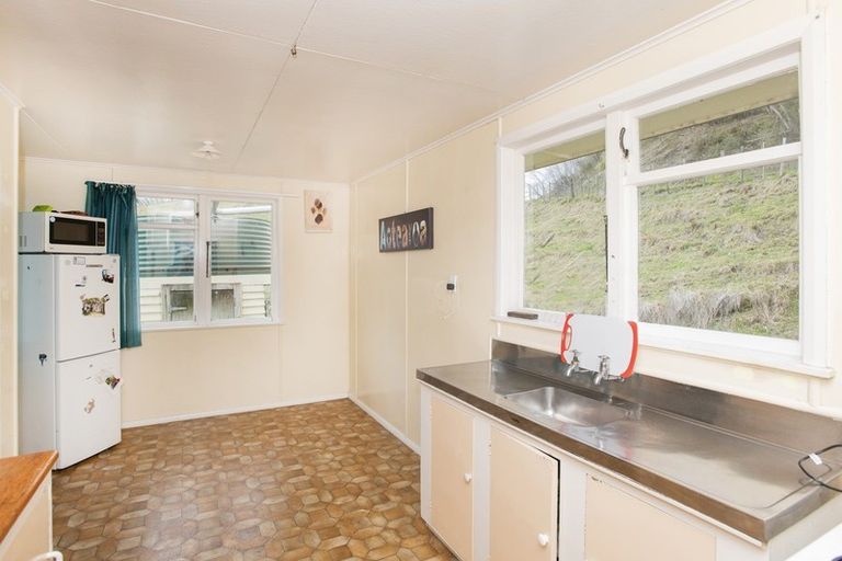 Photo of property in 3060 Tiniroto Road, Tiniroto, Manutuke, 4078