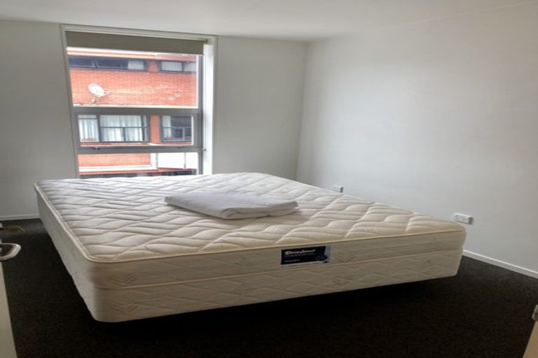 Photo of property in 4/2 Torrens Terrace, Mount Cook, Wellington, 6011