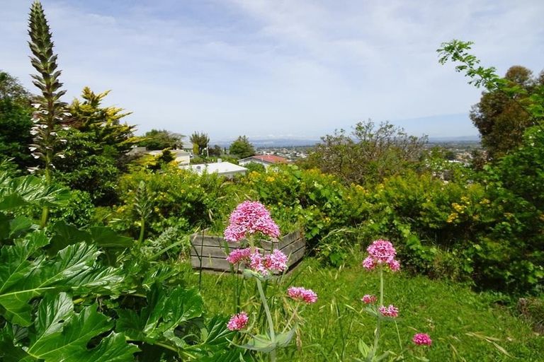 Photo of property in 38 Guys Hill Road, Hospital Hill, Napier, 4110