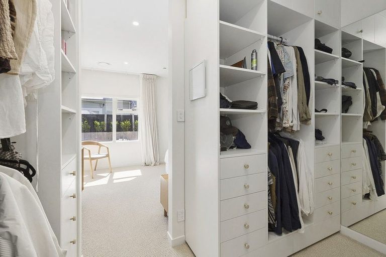 Photo of property in 75 Dundas Street, Seatoun, Wellington, 6022