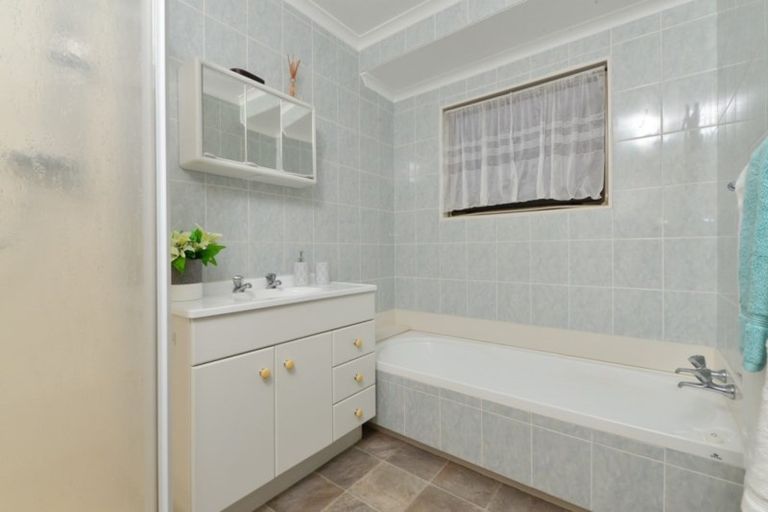 Photo of property in 137 Rototuna Road, Rototuna, Hamilton, 3210