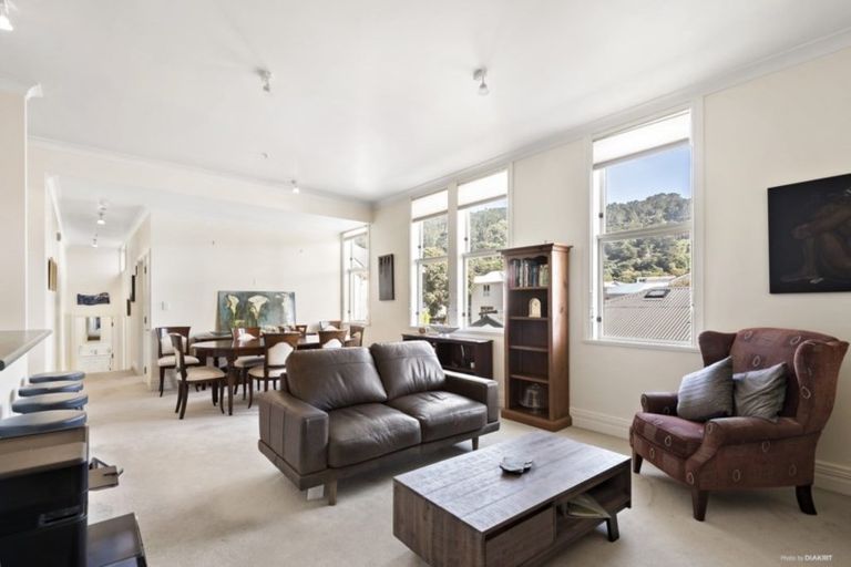 Photo of property in The Villas, 9/33 Hobson Street, Thorndon, Wellington, 6011