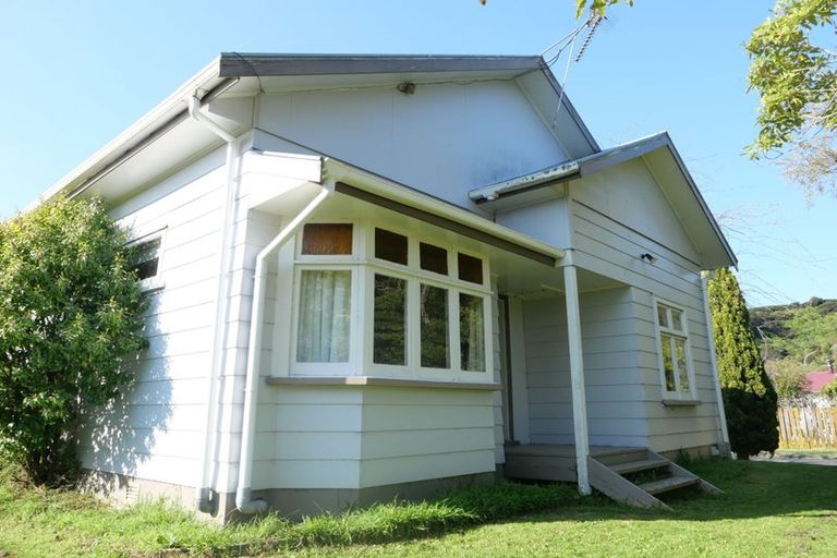 Photo of property in 2 Lorien Court, Raumati Beach, Paraparaumu, 5032