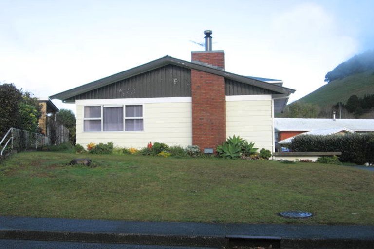 Photo of property in 61 Crawford Crescent, Te Kamo, Whangarei, 0112