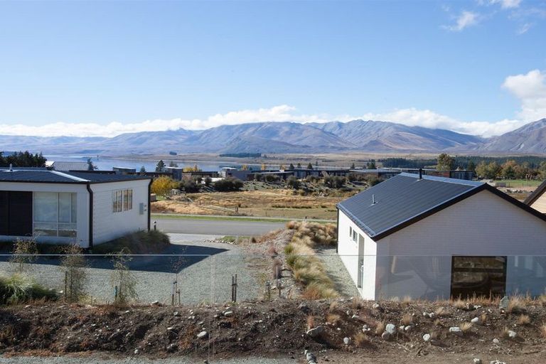 Photo of property in 41 D'archiac Drive, Lake Tekapo, 7999