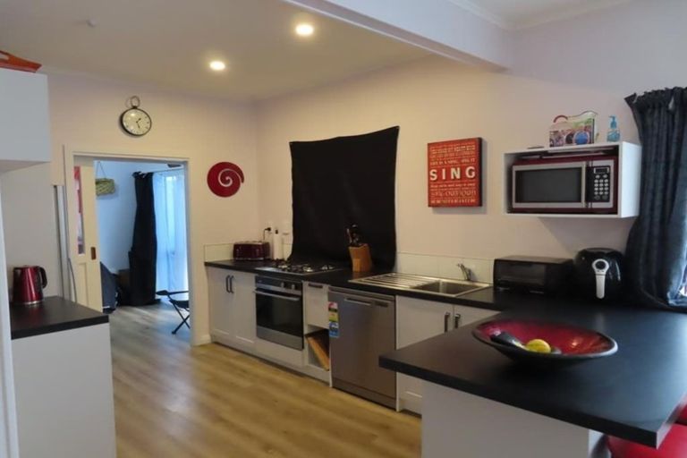 Photo of property in 11a Mahoe Street, Hutt Central, Lower Hutt, 5010