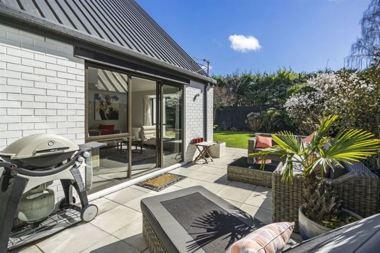 Photo of property in 6b Highgate Avenue, Merivale, Christchurch, 8014
