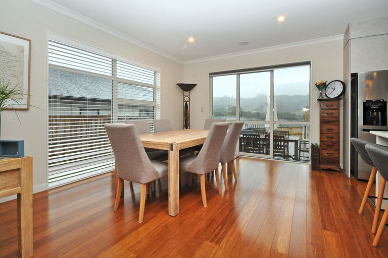 Photo of property in 7 Will Street, Huapai, Kumeu, 0810