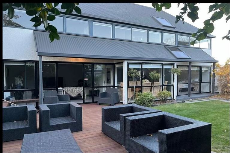 Photo of property in 2/14 Taylors Avenue, Bryndwr, Christchurch, 8052