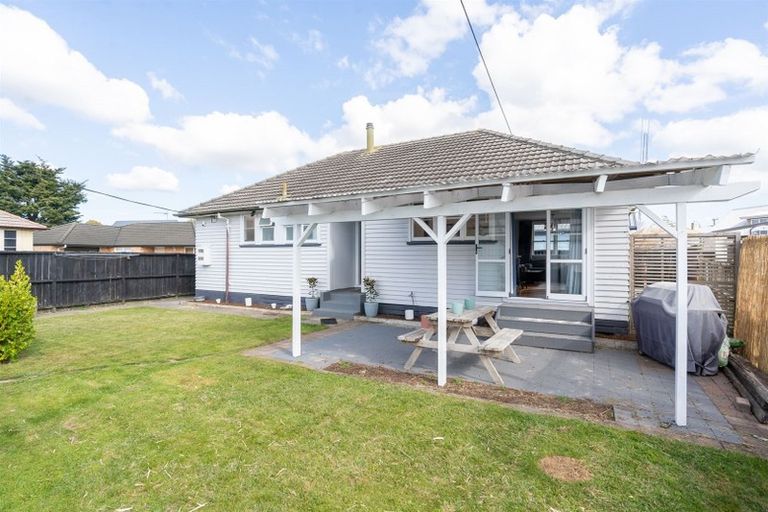 Photo of property in 11 Willis Street, Bader, Hamilton, 3206